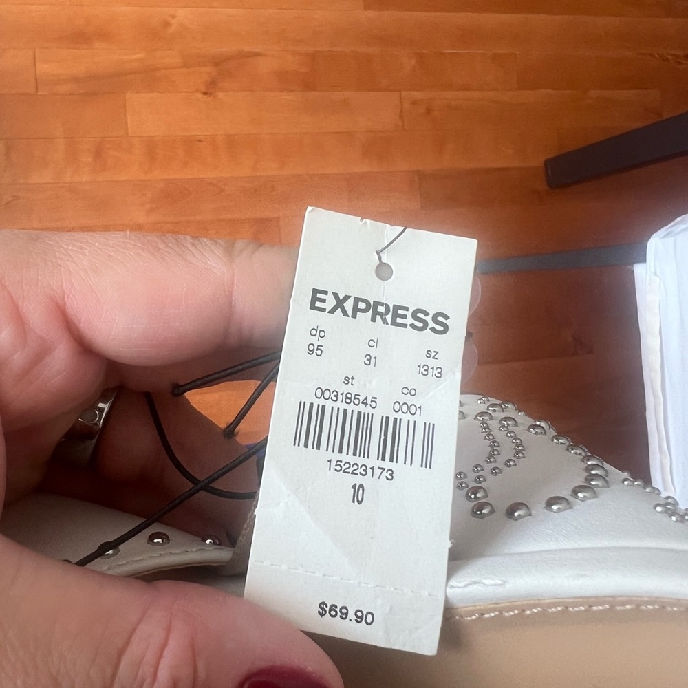 Express Heeled Open Toe Clogs - Picture 2 of 3